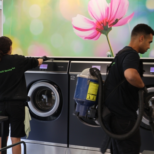 Erhvervsrengøring af vaskemaskiner